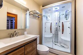 Telemark 5 4 Bedroom Condo by RedAwning
