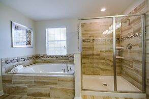 6 Bed 6 Bath Champions Gate Golf Resort! 6 Bedroom Villa by RedAwning