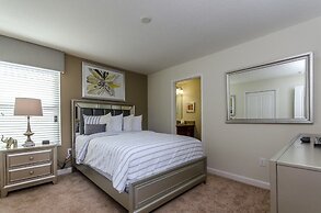 6 Bed 6 Bath Champions Gate Golf Resort! 6 Bedroom Villa by RedAwning