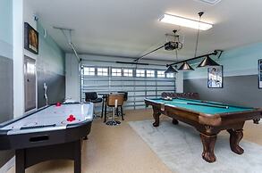 6 Bed 6 Bath Champions Gate Golf Resort! 6 Bedroom Villa by RedAwning