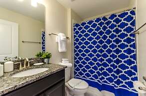 5 Bed Pool Home Multiple Bunks & Game Room! 5 Bedroom Villa by Redawni