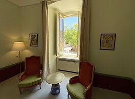 Palazzo Donna Elisabetta -Guest House