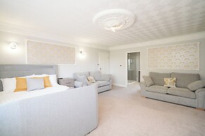 Stag/hen Party House - Pool, Hottub, Bar & Sauna