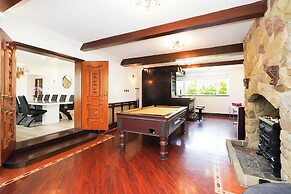 Stag/hen Party House - Pool, Hottub, Bar & Sauna