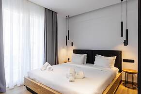 Kentro Luxury Suites