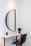 Kentro Luxury Suites