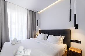 Kentro Luxury Suites