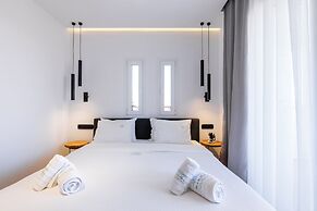 Kentro Luxury Suites