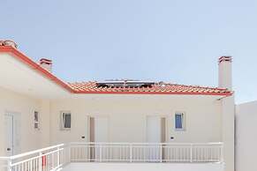 Kentro Luxury Suites