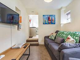 Lovely Stunning 2-bed Cottage in Torquay