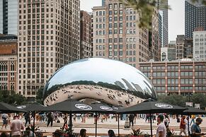 citizenM Chicago Downtown