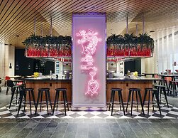 citizenM Chicago Downtown