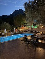 Antalya Bodrum Kayası Dağ Oteli