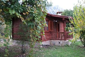 Antalya Bodrum Kayası Dağ Oteli