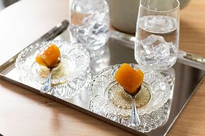 Epoch House & The Orange Shop - Adults Only