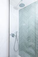 Epoch House & The Orange Shop - Adults Only