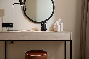 Epoch House & The Orange Shop - Adults Only