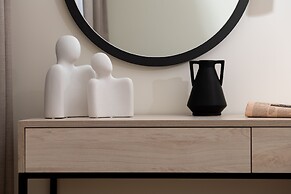 Epoch House & The Orange Shop - Adults Only