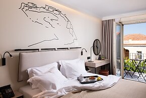 Epoch House & The Orange Shop - Adults Only