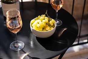 Epoch House & The Orange Shop - Adults Only