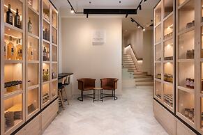 Epoch House & The Orange Shop - Adults Only