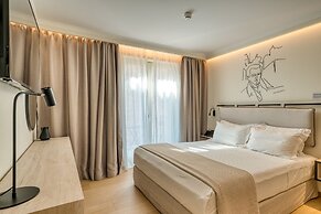 Epoch House & The Orange Shop - Adults Only