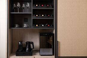 Epoch House & The Orange Shop - Adults Only