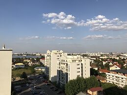 Marvelous 4 Room Penthouse W14-W15