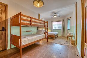 Bambuda Bocas Town - Hostel