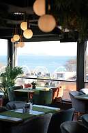 Costera Hotel