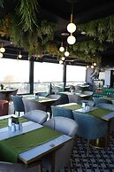 Costera Hotel
