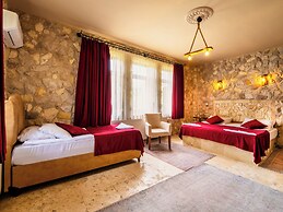 Ala Stone Hotel