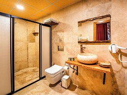 Ala Stone Hotel