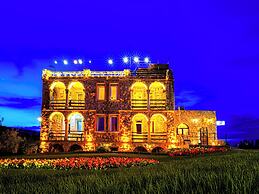 Ala Stone Hotel