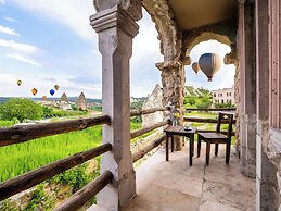 Ala Stone Hotel