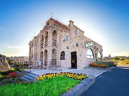 Ala Stone Hotel