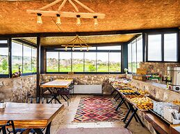Ala Stone Hotel