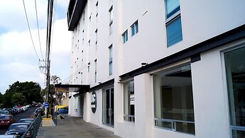 SC HOTEL