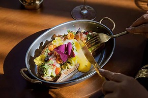 Hotel Fraye Nashville, Curio Collection By Hilton