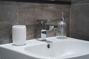 Staycay Modern 2-bed Apartment in Sheffield City Centre