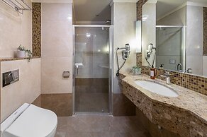 Crown Palace Apartments by Adrez