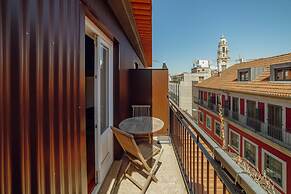 Downtown Prime With Terrace by Vacationy