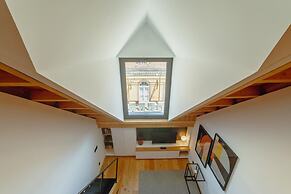 Elegant Downtown Apartment by Vacationy