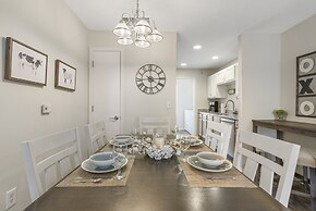 Hillside Cottage in The Vineyards Resort!