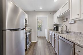 Hillside Cottage in The Vineyards Resort!