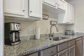 Hillside Cottage in The Vineyards Resort!