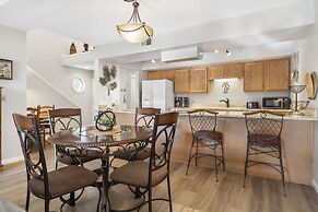 All Fore the Best - Onsite Amenities