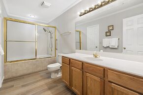 All Fore the Best - Onsite Amenities