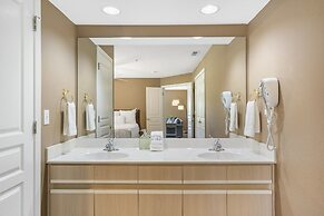 Lounging on the Links