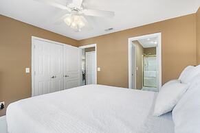 Lounging on the Links